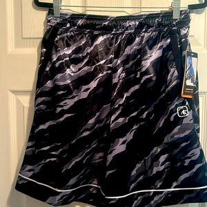 AND1 Basketball Men’s Short Pant